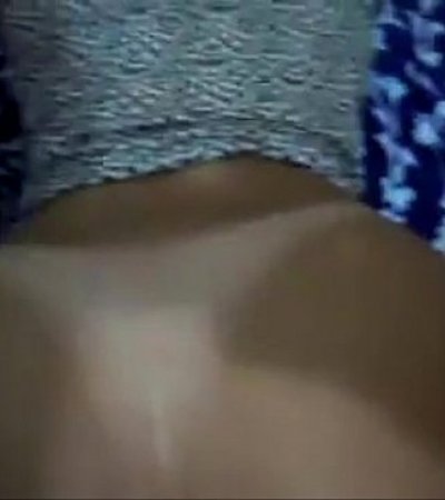 Comendo a safada de quatro