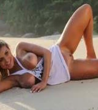 Andressa Urach nua pelda em making off sexy